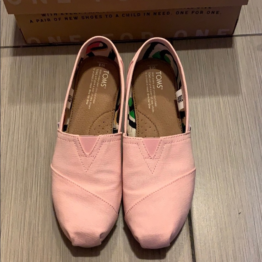 Light Pink Toms